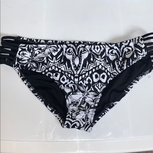 Tribal Pattern Bikini bottoms